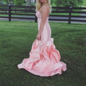 Pink prom dress💗💗💗